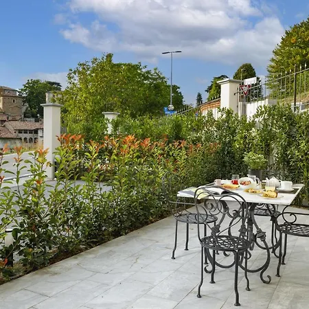 Gremi - 4* Monforte dʼAlba