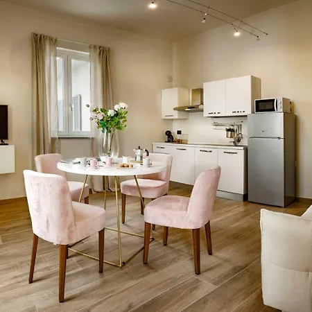 Apartahotel Gremi - Monforte dʼAlba