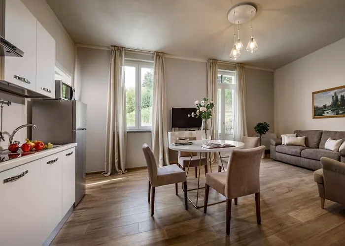 Gremi - شقة فندقية Monforte dʼAlba